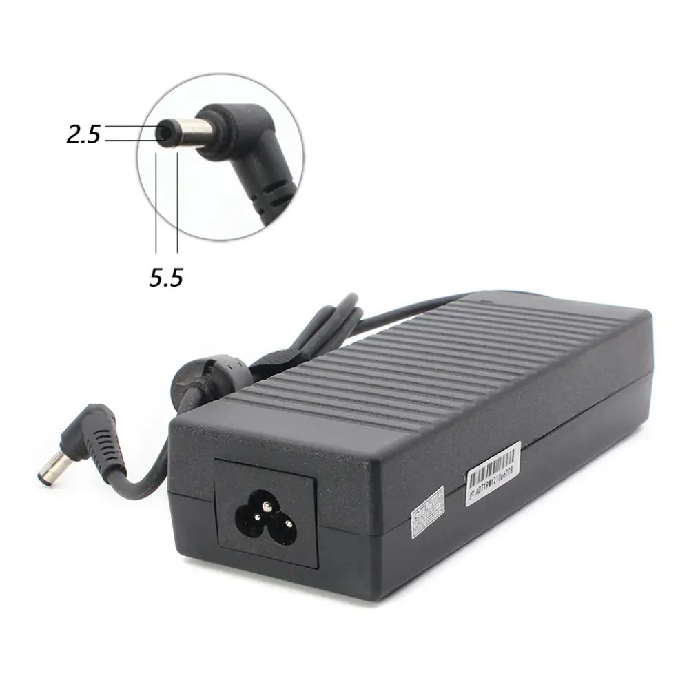 Strujni Adapter 12V 10A (5.5*2.5) Crni