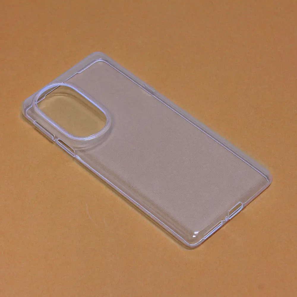 Torbica Silikonska Ultra Thin za Motorola Edge 30 Pro Transparent
