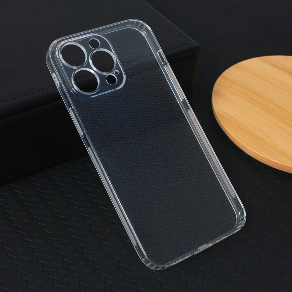 Torbica Silikonska Ultra Thin With Pluggy za Iphone 14 Pro Max 6.7 Transparent