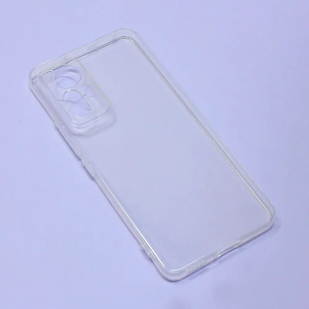 Torbica Silikonska Ultra Thin za Xiaomi 12 Lite Transparent