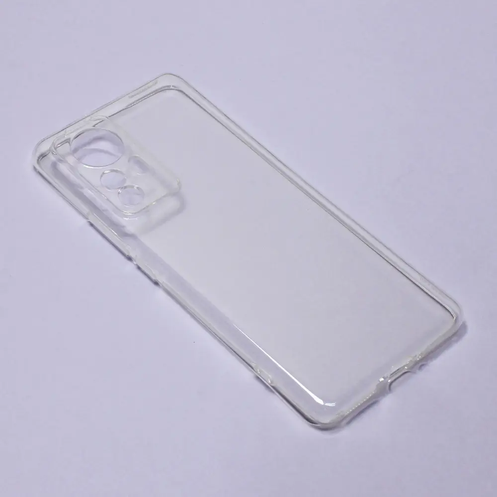 Torbica Silikonska Ultra Thin za Xiaomi 12S Pro Transparent