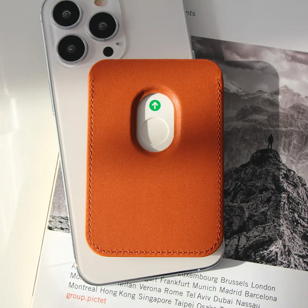 Torbica Leather Magsafe Pocket za Iphone 12 Braon