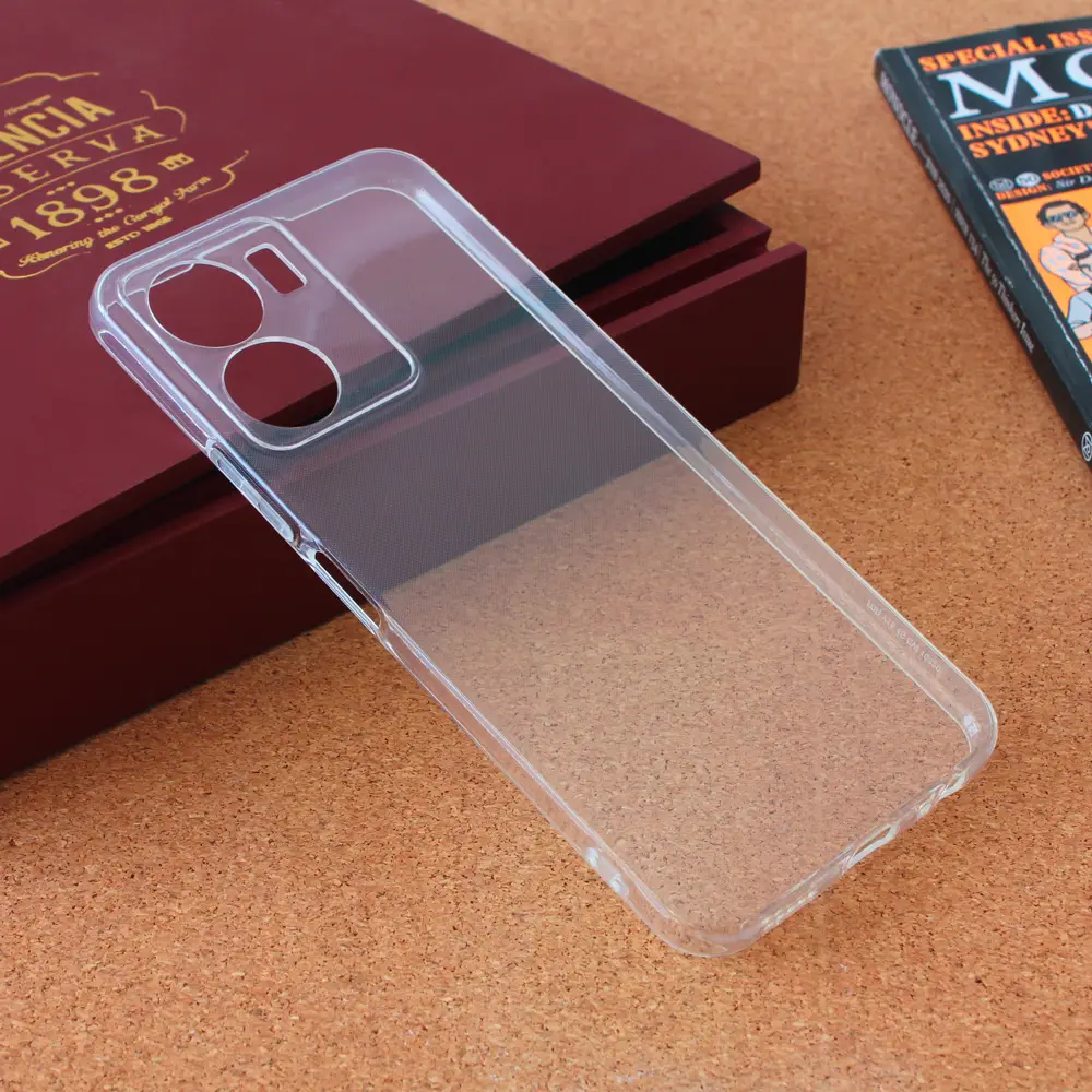 Torbica Silikonska Ultra Thin za Vivo Y16 Transparent