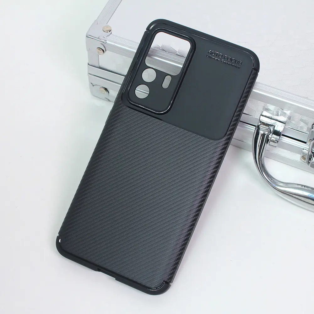 Torbica Defender Carbon za Xiaomi 12t/12t Pro Crna