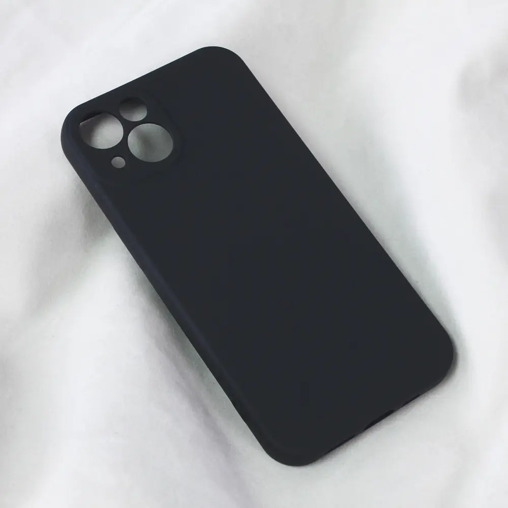Torbica Teracell Soft Velvet za Iphone 13 6.1 Crna