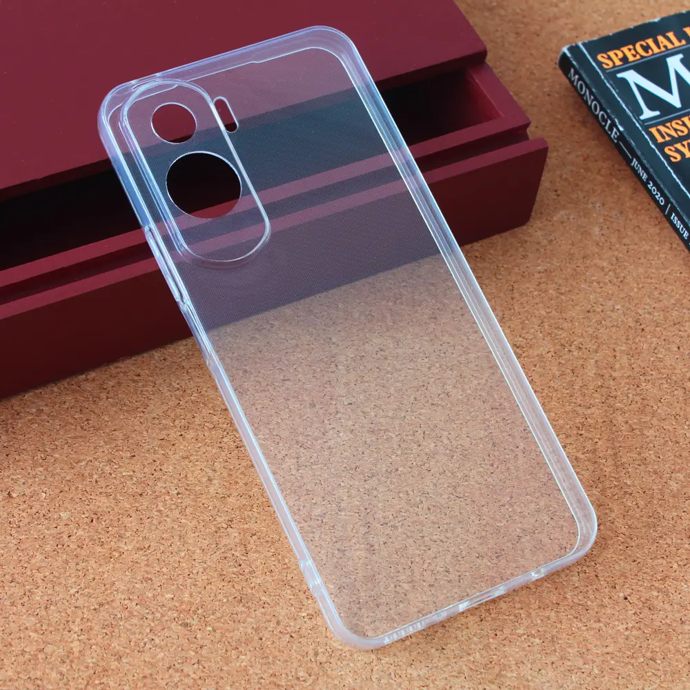 Torbica Silikonska Ultra Thin za Honor 90 Lite Transparent
