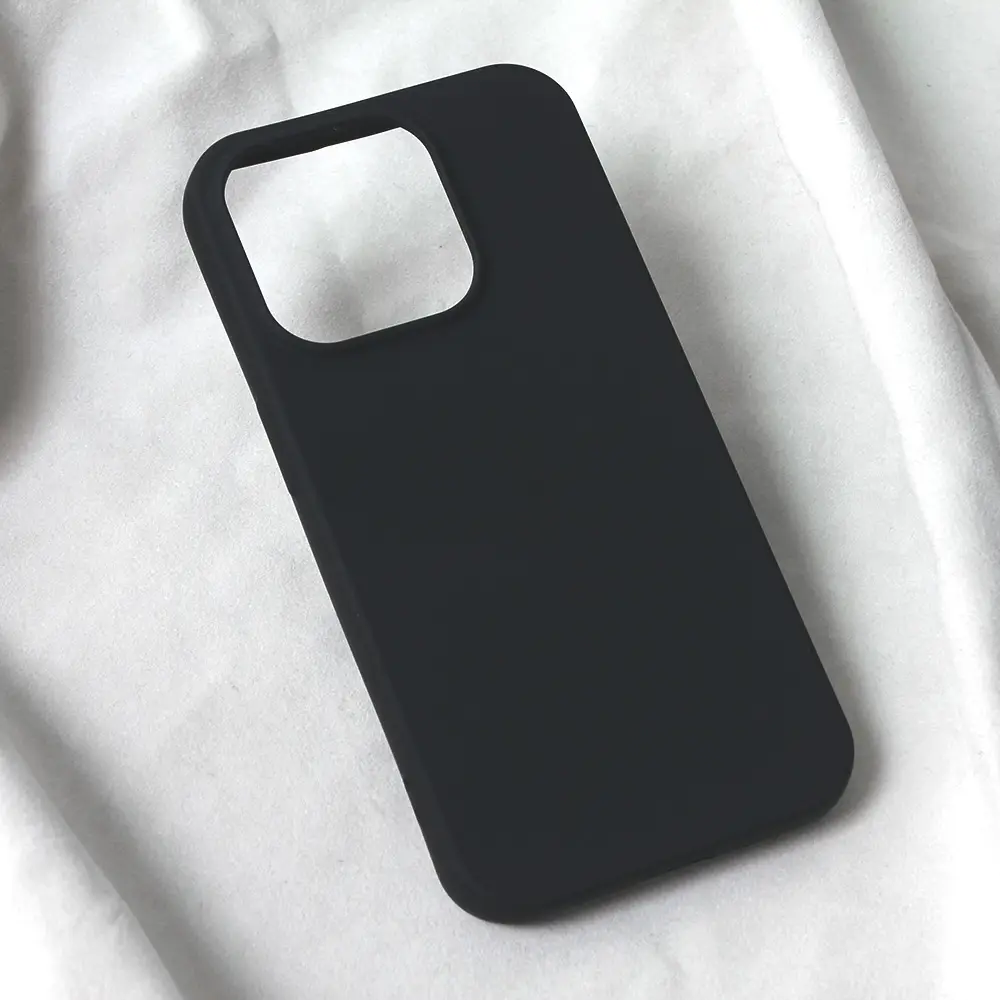 Torbica Teracell Soft Velvet za Iphone 15 Pro 6.1 Crna