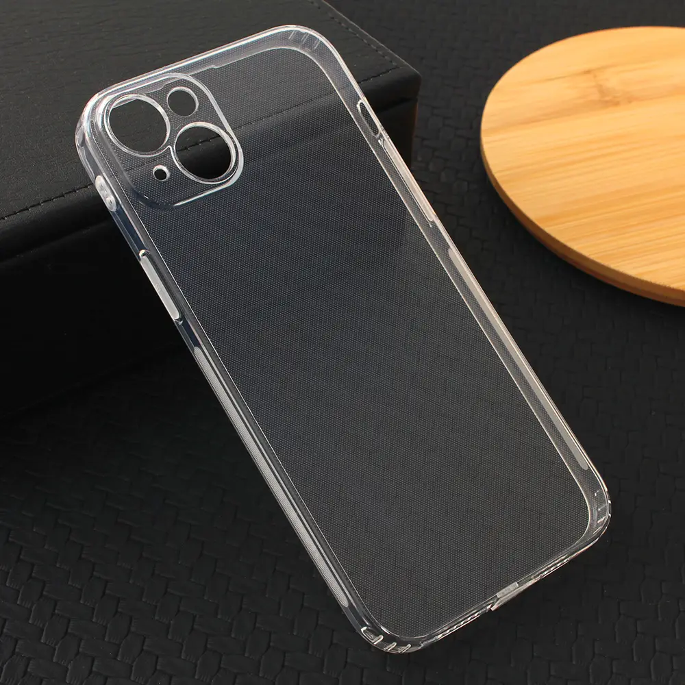 Torbica Silikonska Ultra Thin With Pluggy za Iphone 15 Plus 6.7 Transparent