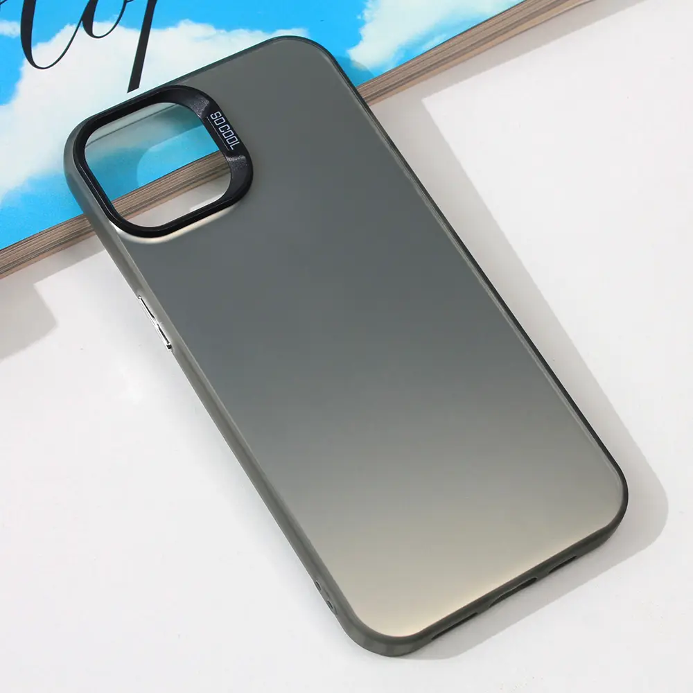 Torbica Clear za Iphone 15 6.1 Crna