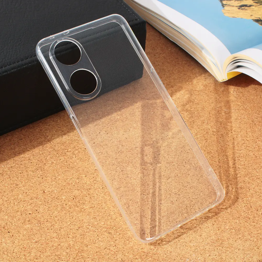 Torbica Silikonska Ultra Thin za Oppo A98 Transparent