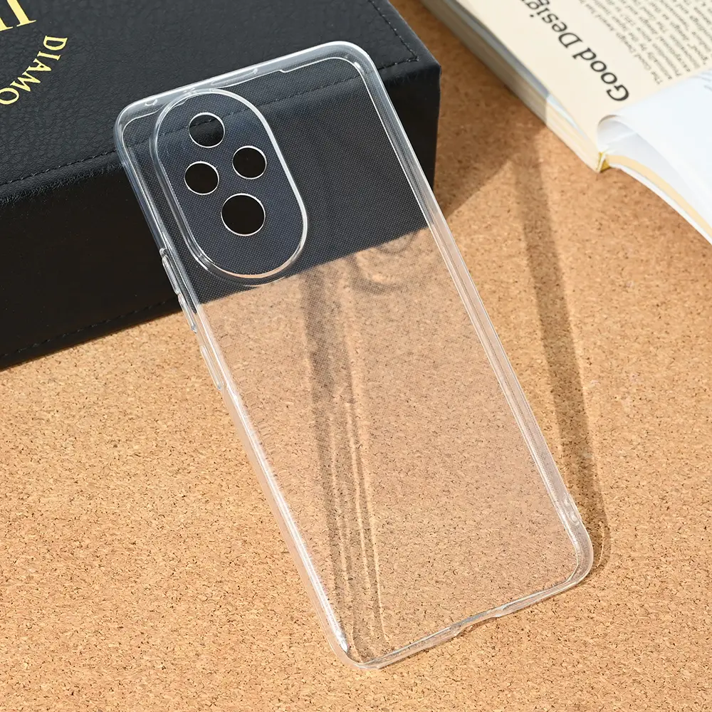 Torbica Silikonska Ultra Thin za Honor 200 Transparent