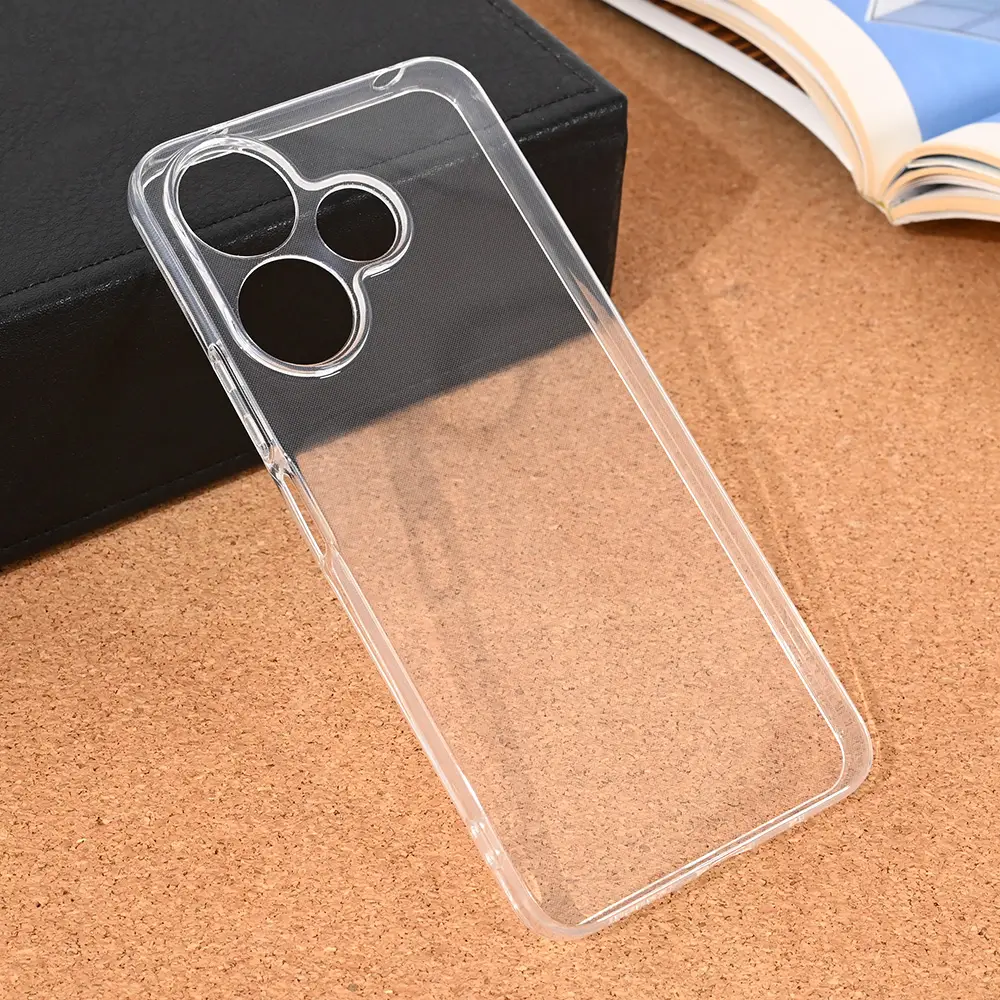 Torbica Silikonska Ultra Thin za Xiaomi Redmi 13 Transparent