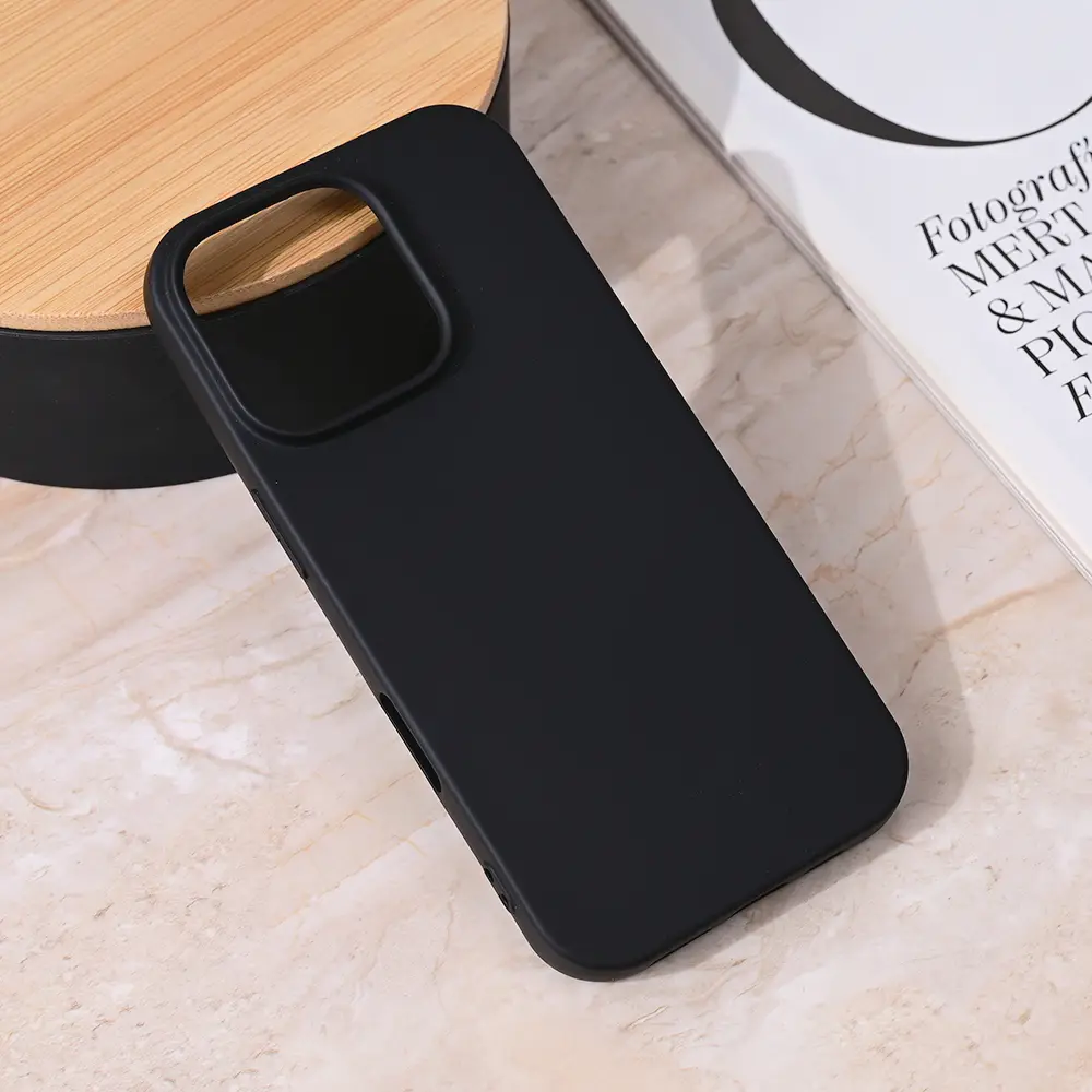 Torbica Teracell Giulietta za Iphone 16 Pro 6.3 Mat Crna