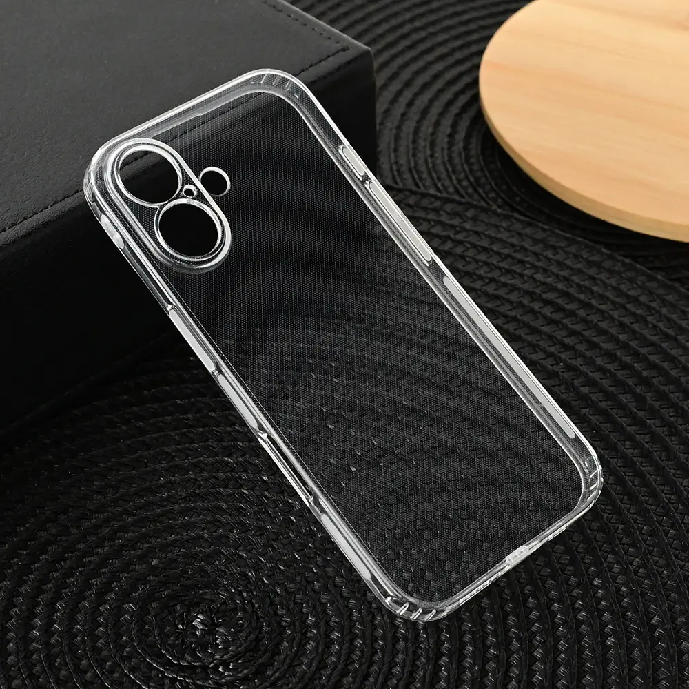 Torbica Silikonska Ultra Thin With Pluggy za Iphone 16 6.1 Transparent