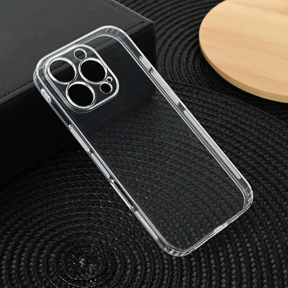 Torbica Silikonska Ultra Thin With Pluggy za Iphone 16 Pro 6.3 Transparent