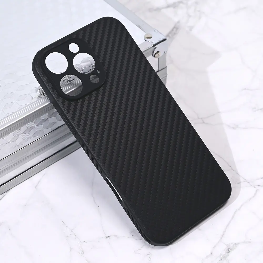 Torbica Carbon Fiber za Iphone 16 Pro Max 6.9 Crna