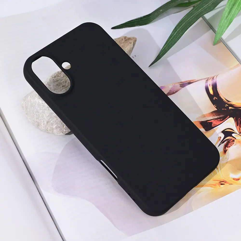 Torbica Teracell Soft Velvet za Iphone 16 Plus 6.7 Crna