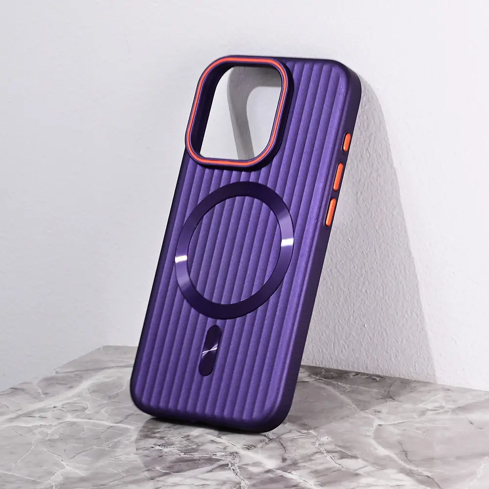 Torbica Magsafe Stripe za Iphone 15 Pro 6.1 Ljubicasta