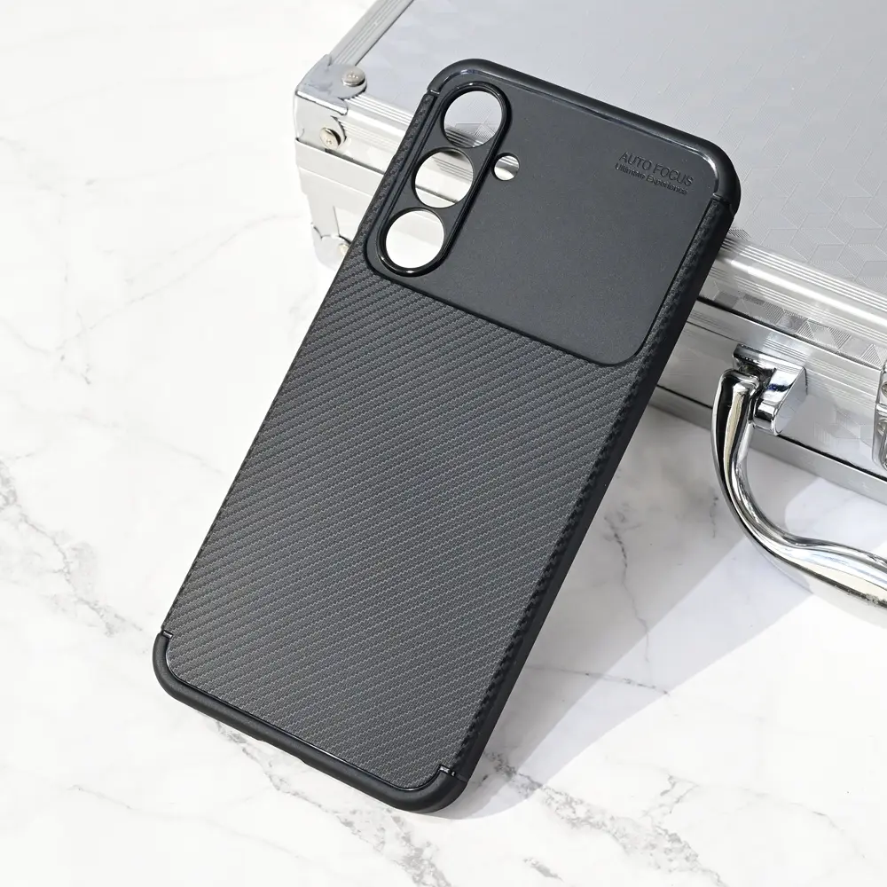 Torbica Defender Carbon za Samsung A165F Galaxy A16 Crna