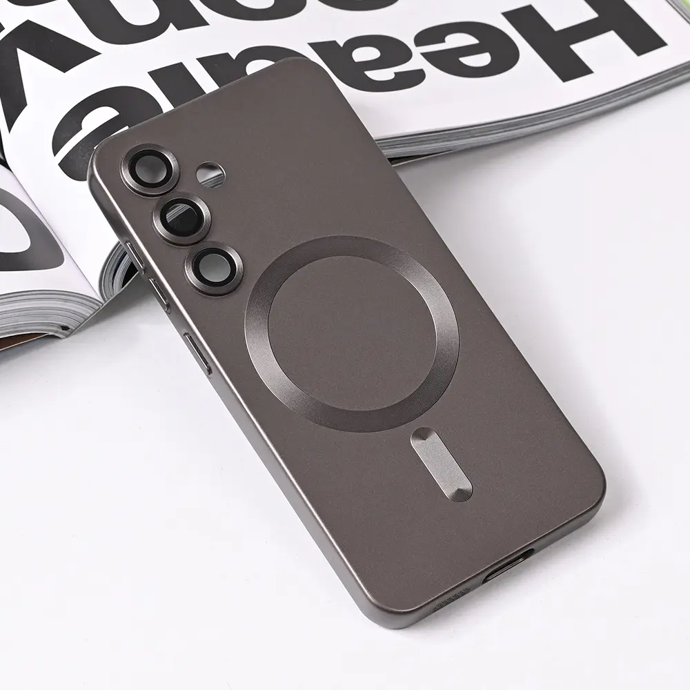 Torbica Magsafe Chrome za Samsung S931B Galaxy S25 Siva