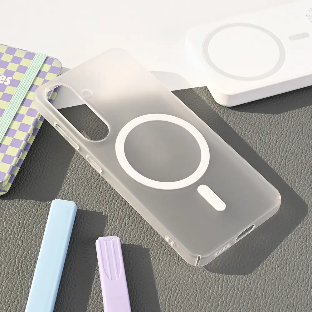 Torbica Magsafe Matte PC za Samsung S931B Galaxy S25 Bela