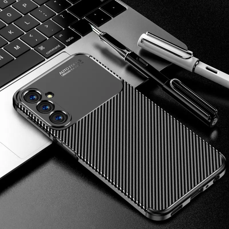 Torbica Defender Carbon za Samsung A266B Galaxy A26 5G Crna