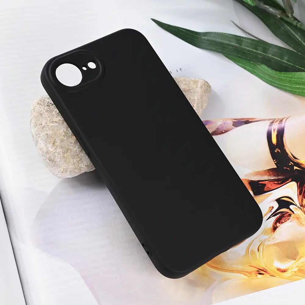 Torbica Teracell Soft Velvet za Iphone 16e/17e 6.1 Crna
