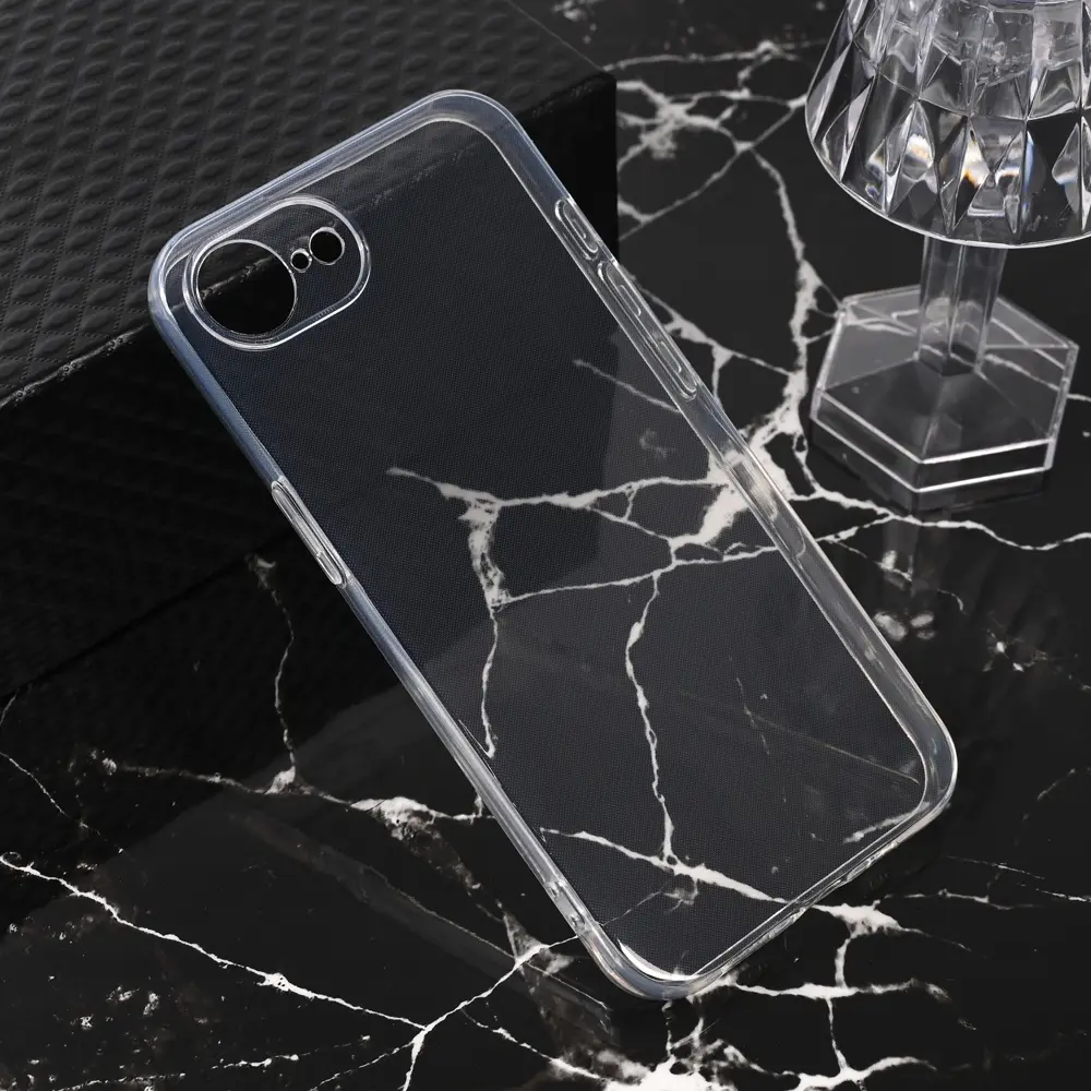 Torbica Silikonska Ultra Thin za Iphone 16e/17e 6.1 Transparent