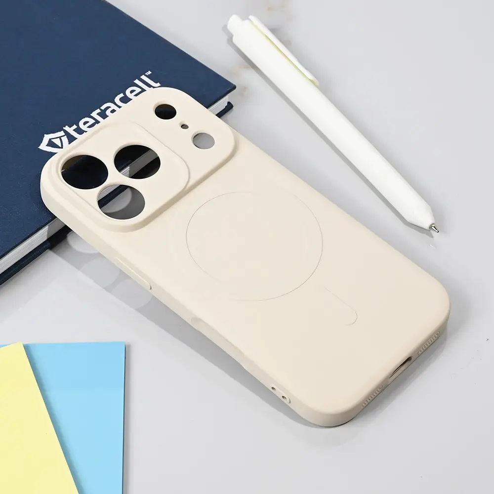 Torbica Teracell Giulietta Magsafe za Iphone 17 Pro 6.3 Bela
