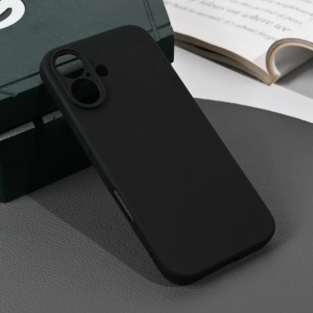 Torbica Silikonska Skin za Iphone 17 6.3 Mat Crna