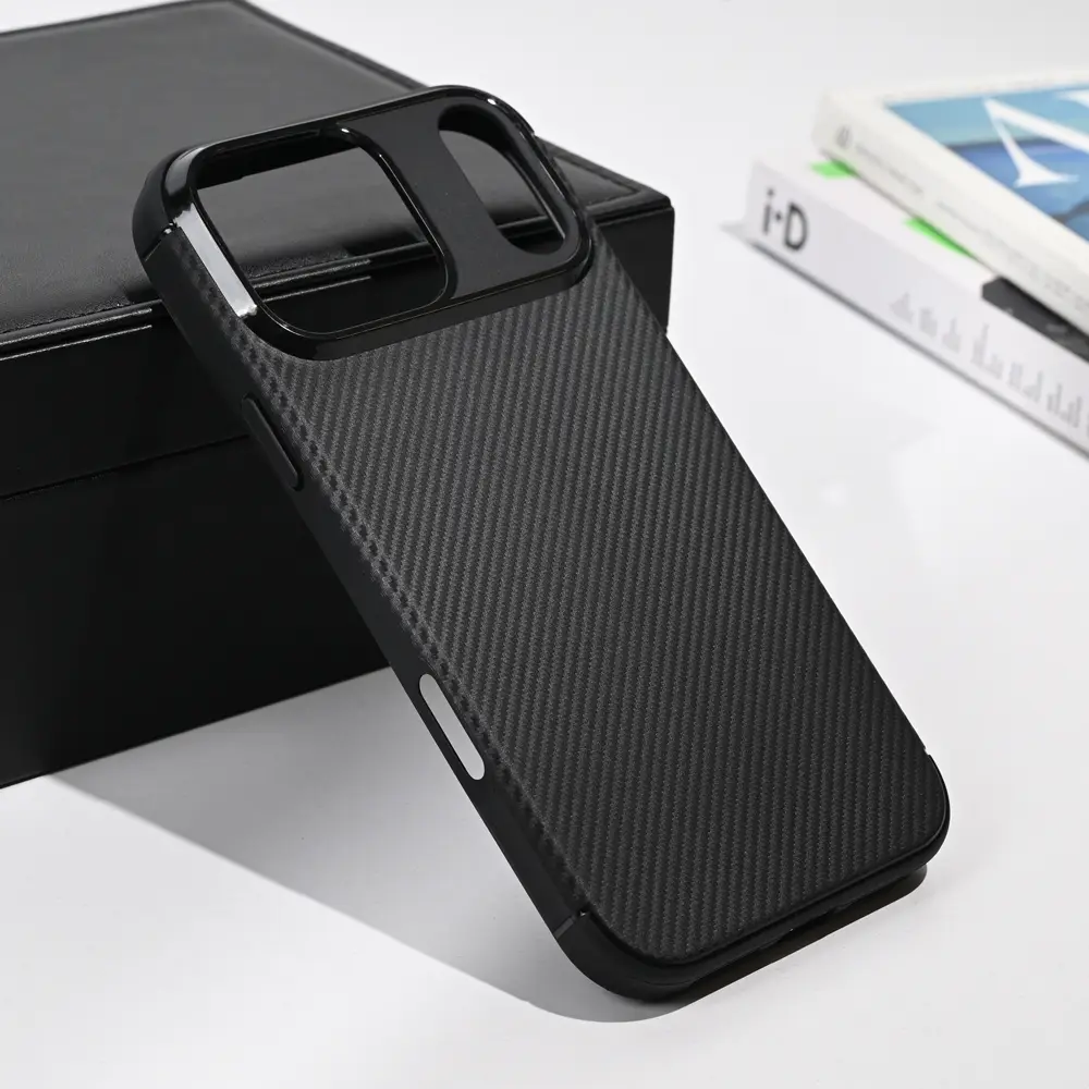 Torbica Defender Carbon za Iphone 17 Pro Max 6.9 Crna