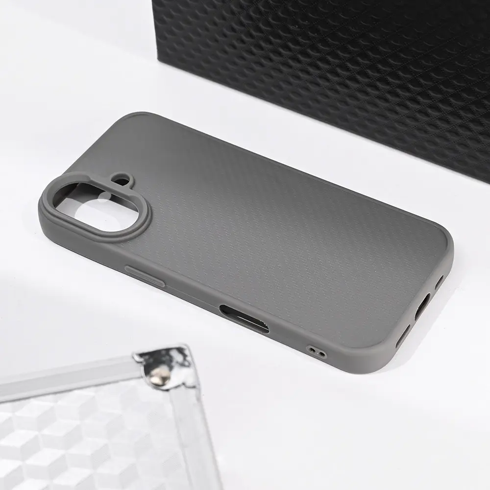 Torbica Magsafe Kevlar za Iphone 17 6.3 Siva