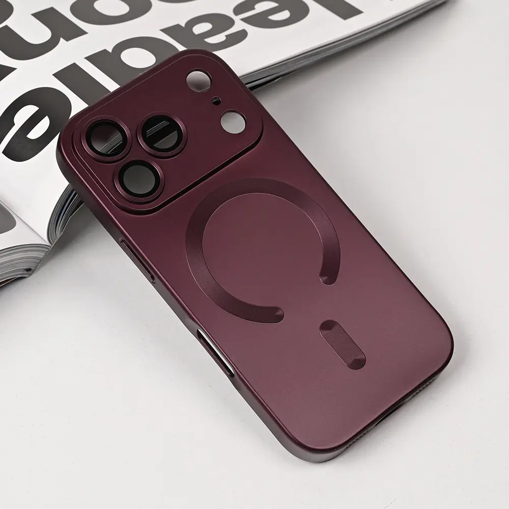 Torbica Magsafe Chrome za Iphone 17 Pro 6.3 Bordo