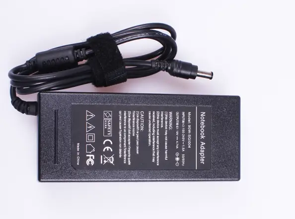 Punjac za Laptop Samsung 19V 4.74a (5.5*3.0)